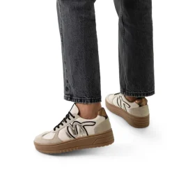 Manfield Beige leren sneakers met gouden details^DAMES Sneakers