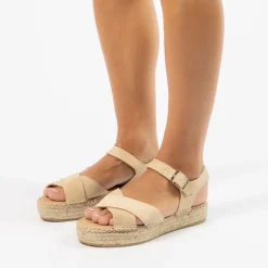 Manfield Beige sandalen met suède banden^DAMES Espadrilles|Sandalen