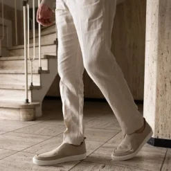 Manfield Beige suède loafer^Heren Loafers