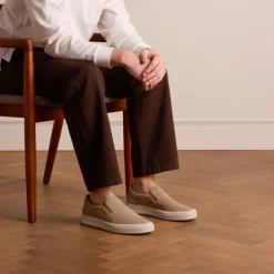 Manfield Beige suède loafers^Heren Loafers