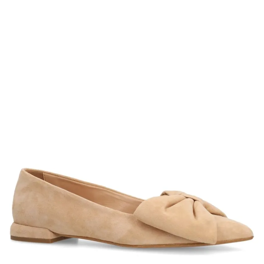 Manfield Beige suède loafers met strik^DAMES Loafers