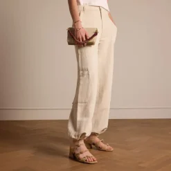 Manfield Beige suède sandalen met hak en gespjes^DAMES Sandalen