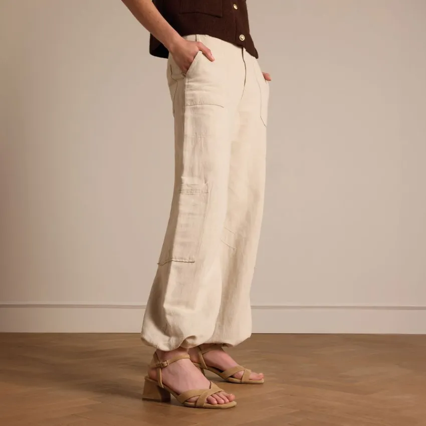 Manfield Beige suède sandalen met hak^DAMES Sandalen