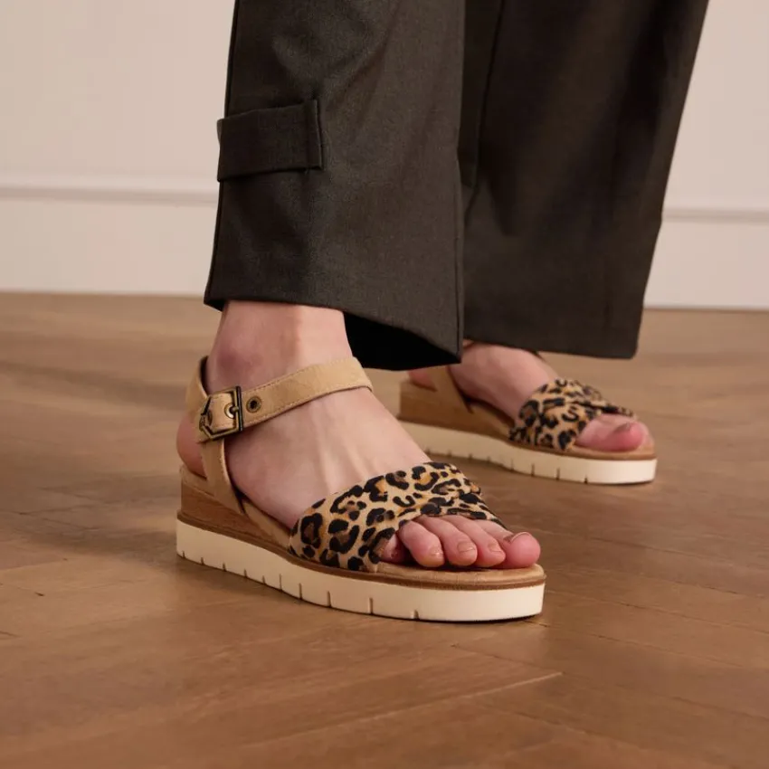 No Stress Beige suède sandalen met leopard details^DAMES Sandalen