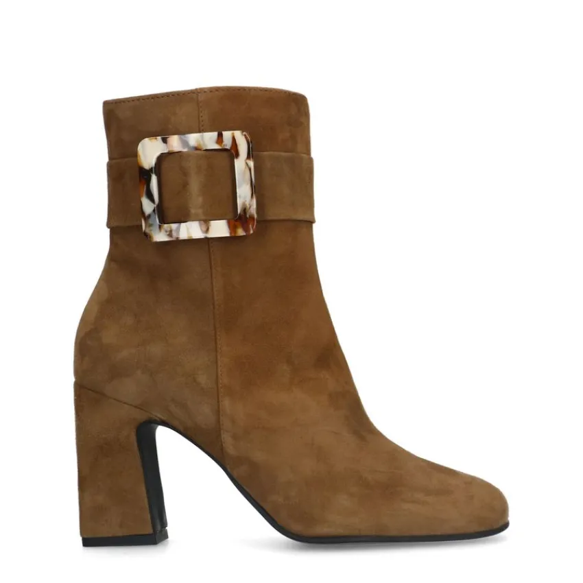 Manfield Cognac suède enkellaarsjes met gesp^DAMES Enkellaarsjes