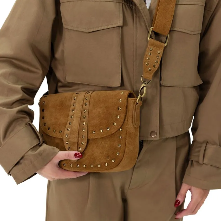 Manfield Cognac suède schoudertas met gouden studs^ Schoudertassen