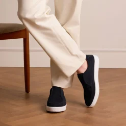 Manfield Donkerblauwe suède loafers^Heren Loafers