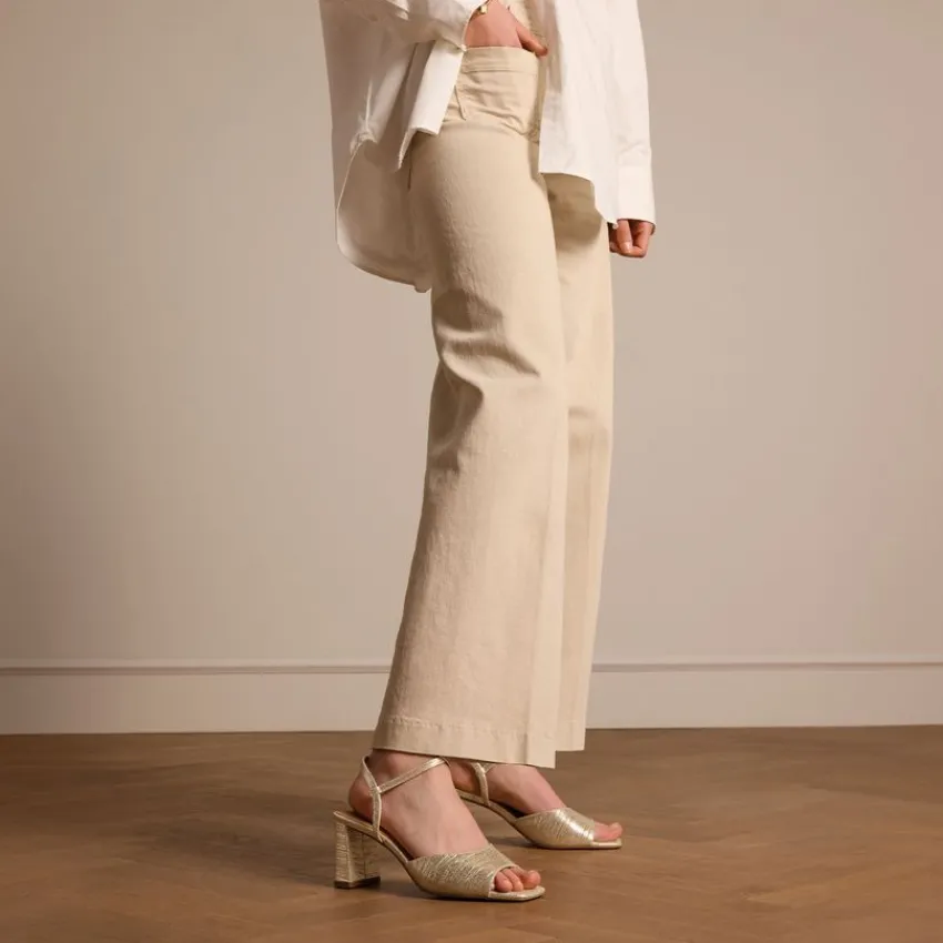 Manfield Goudkleurige sandalen met hak^DAMES Sandalen