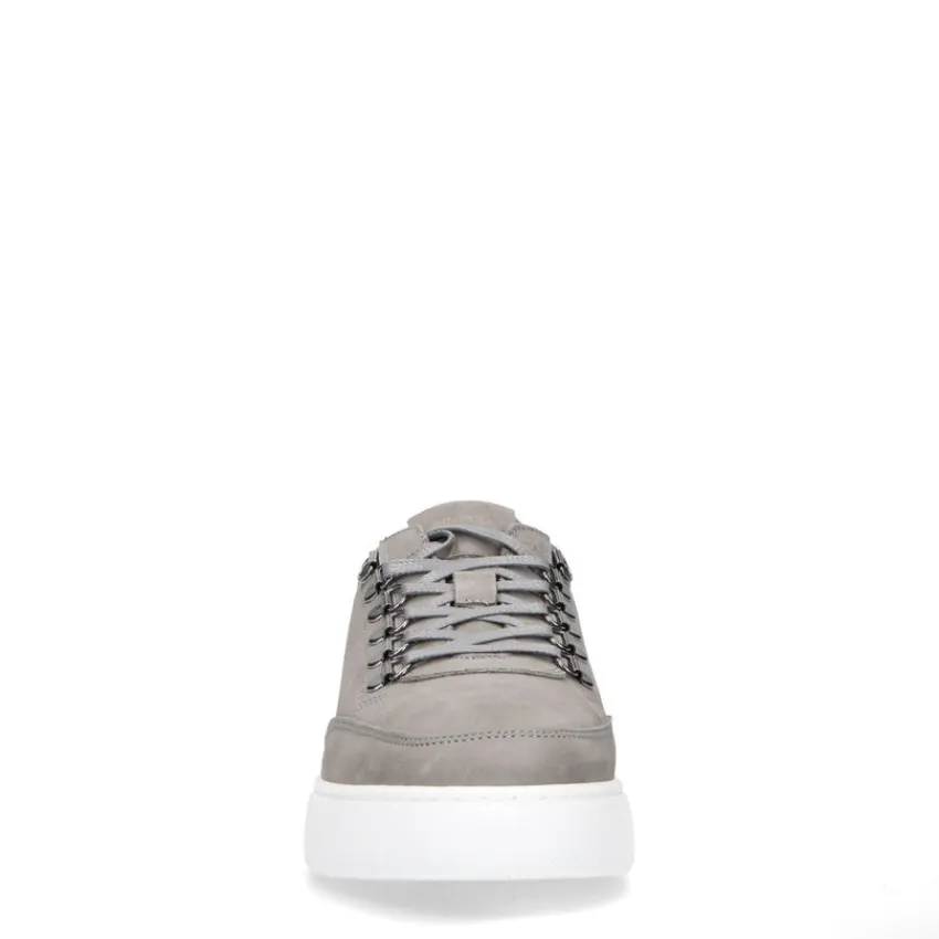 Manfield Grijze nubuck sneakers^Heren Sneakers