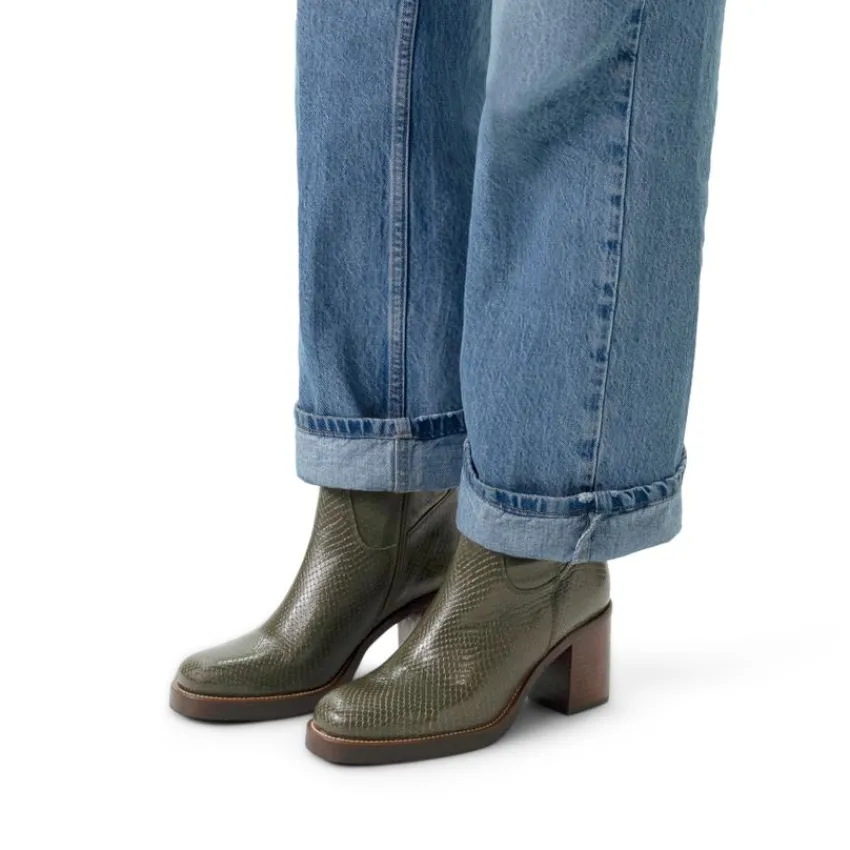 Manfield Groene leren enkellaarsjes met crocoprint^DAMES Enkellaarsjes