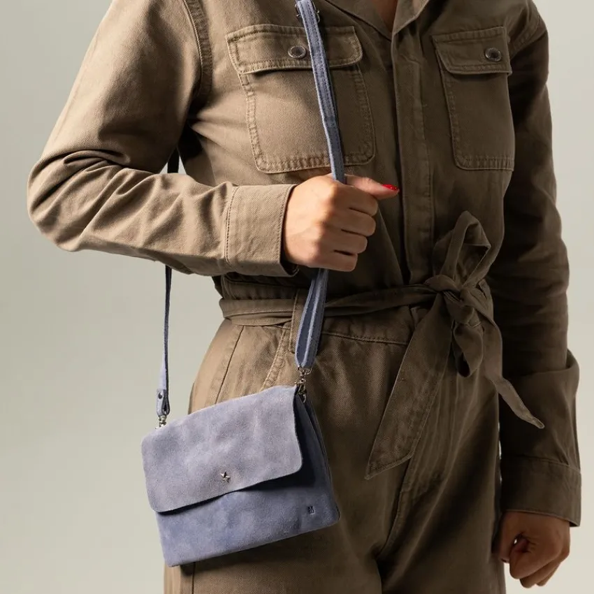 Manfield Licht blauwe suède clutch^ Clutches