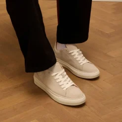 Manfield Licht grijze suède sneakers^Heren Sneakers