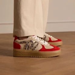 Manfield Rode leren sneakers met suède details^DAMES Sneakers