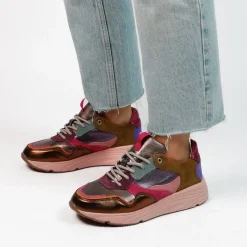 Manfield Roze leren sneakers met metallic details^DAMES Sneakers