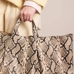 Manfield Snakeprint shopper^ Shoppers