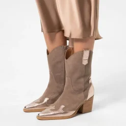 Manfield Taupe cowboylaarzen met goudkleurige metallic details^DAMES Enkellaarsjes