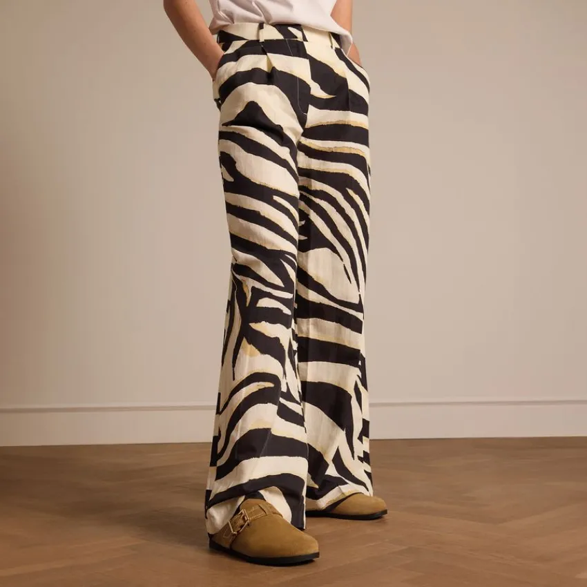 Manfield Taupe instappers met gesp^DAMES Loafers