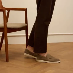 Manfield Taupe suède loafers^Heren Loafers