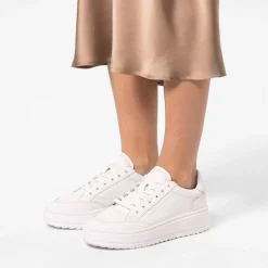 Manfield Witte leren sneakers^DAMES Sneakers