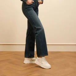 Manfield Witte leren sneakers met denim details^DAMES Sneakers