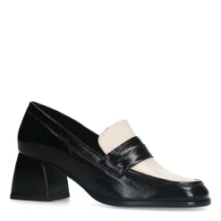 Manfield Zwarte lakleren pumps^DAMES Pumps