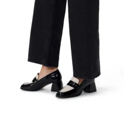 Manfield Zwarte lakleren pumps^DAMES Pumps