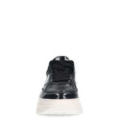 Manfield Zwarte lakleren sneakers^DAMES Sneakers