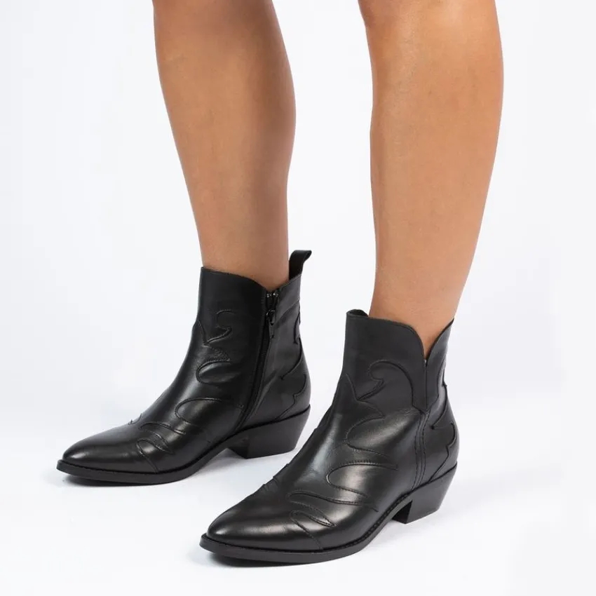 Manfield Zwarte leren cowboy laarzen^DAMES Enkellaarsjes