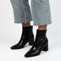 Manfield Zwarte leren enkellaarsjes met hak^DAMES Enkellaarsjes