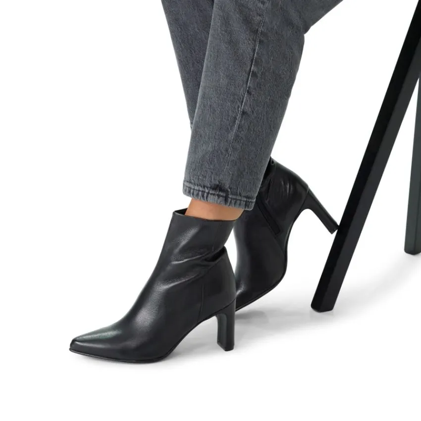 Manfield Zwarte leren enkellaarsjes met hak^DAMES Enkellaarsjes