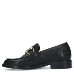 Manfield Zwarte leren loafers met goudkleurige chain^DAMES Loafers