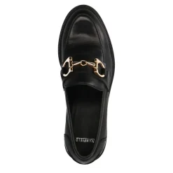 Manfield Zwarte leren loafers met goudkleurige chain^DAMES Loafers