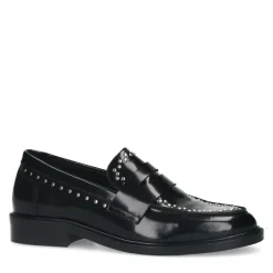 Manfield Zwarte leren loafers met zilverkleurige studs^DAMES Loafers