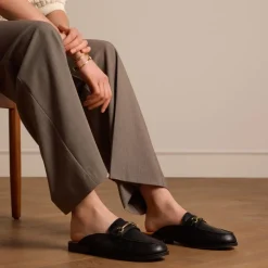 Manfield Zwarte leren muiltjes^DAMES Loafers