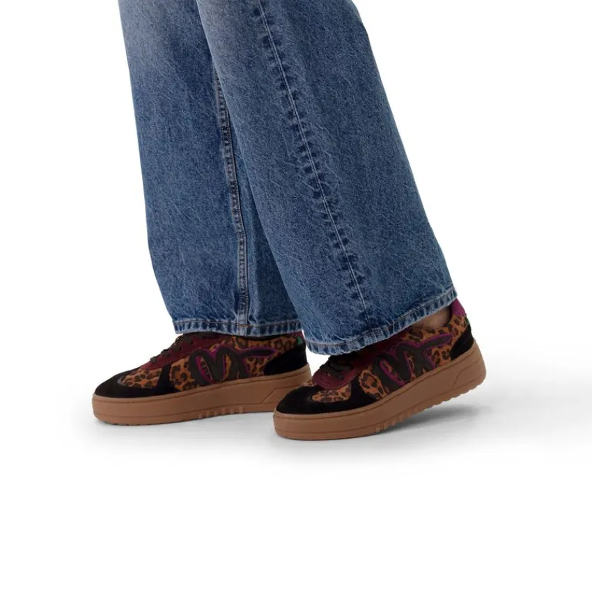 Manfield Zwarte leren panter sneakers^DAMES Sneakers