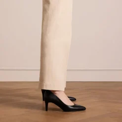 Manfield Zwarte leren pumps^DAMES Pumps