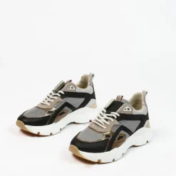 Manfield Zwarte leren sneakers met mesh details^DAMES Sneakers