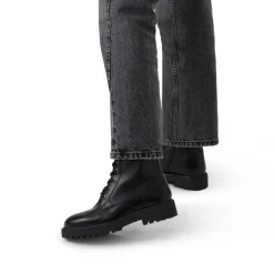 Manfield Zwarte leren veterlaarsjes^DAMES Enkellaarsjes