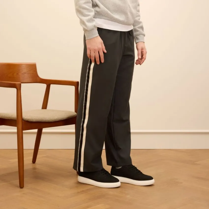 Manfield Zwarte nubuck sneakers^Heren Sneakers