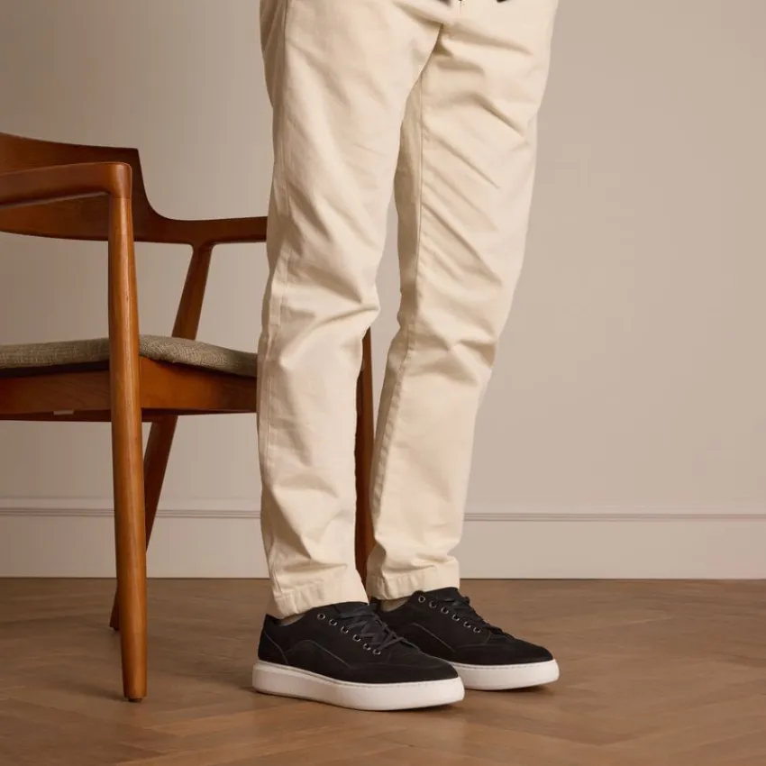 Manfield Zwarte nubuck sneakers^Heren Sneakers