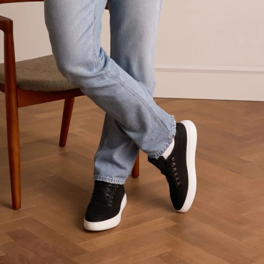 Manfield Zwarte nubuck sneakers^Heren Sneakers