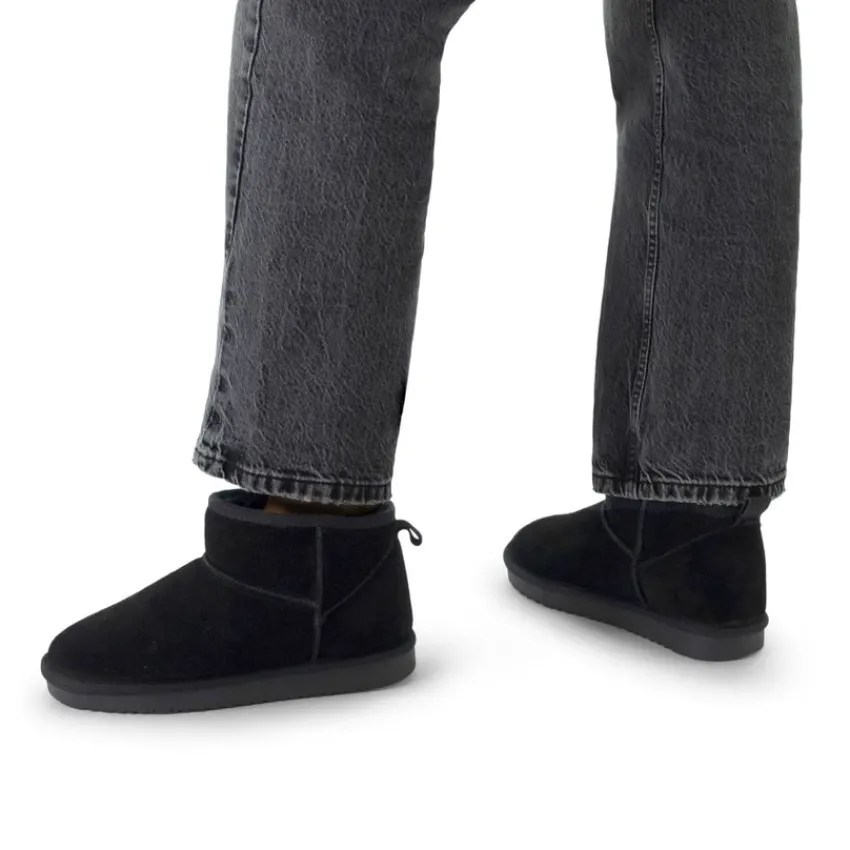 Manfield Zwarte suède boots^DAMES Enkellaarsjes