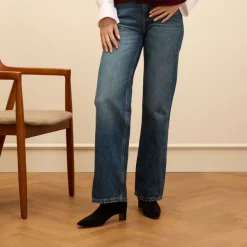 Manfield Zwarte suède enkellaarsjes met hak^DAMES Enkellaarsjes