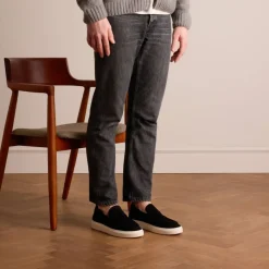 Manfield Zwarte suède loafers met sportieve zool^Heren Loafers