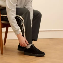 Manfield Zwarte suède sneakers^Heren Sneakers