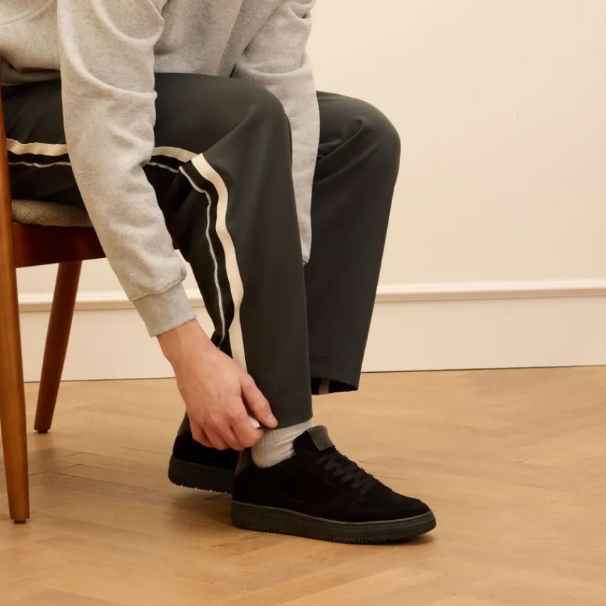 Manfield Zwarte suède sneakers^Heren Sneakers